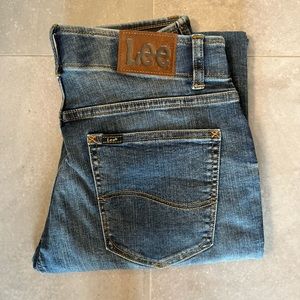 Men’s Lee Extreme Motion Jeans W 32 L 30. Straight fit Tapered leg